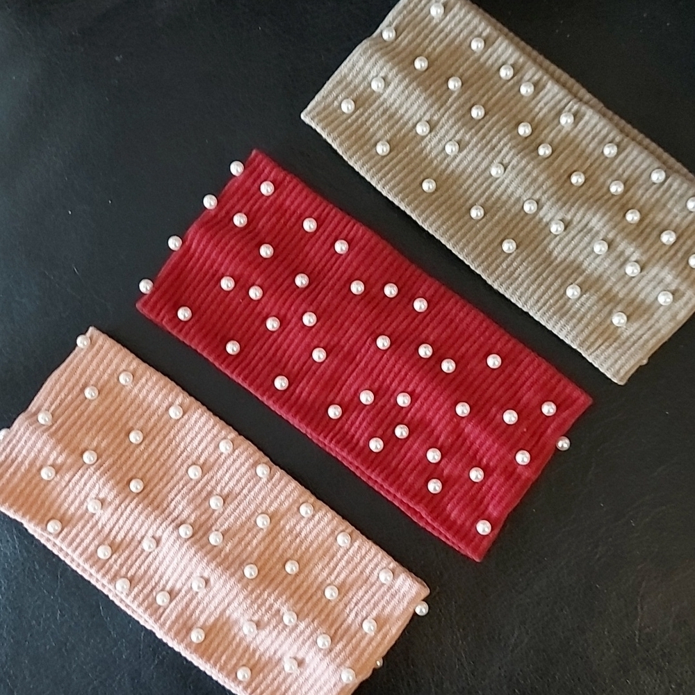 🎉 FREE WITH PURCHASE🎉 3 Pearl Headbands
